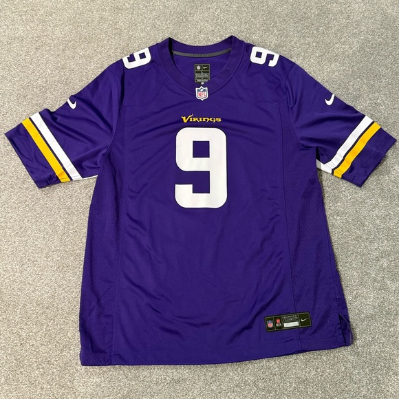 JJ McCarthy Autographed Purple Vikings Jersey Size Large - COA - Picture 6 of 6